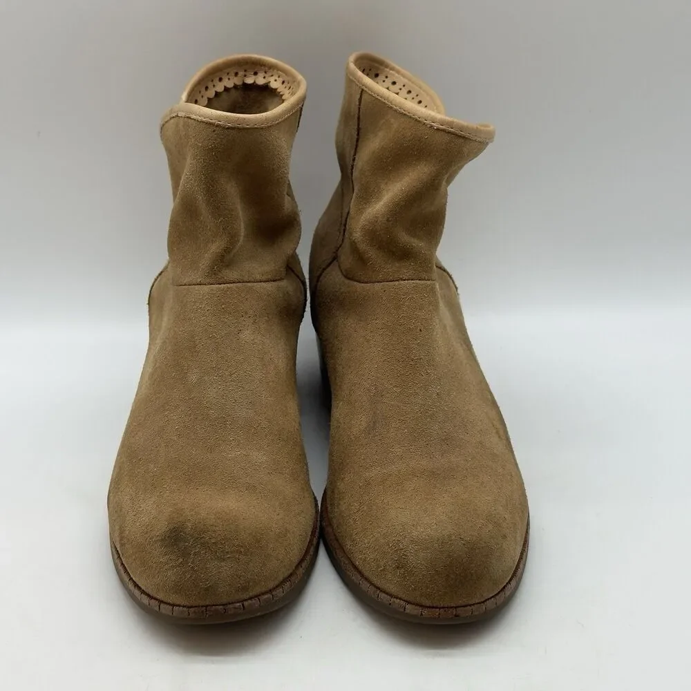 UGG Darling 1004367 Ankle Bootie Women's 8 Tan Suede Round Toe Pull On Western